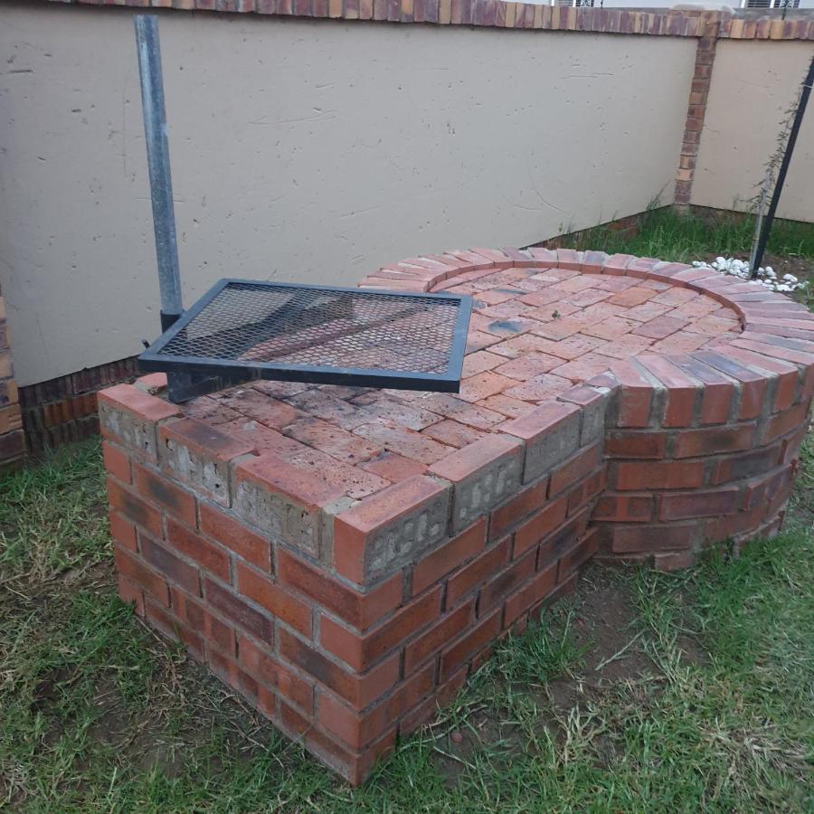 Lloyds - 3 Apartment Ermelo Exterior photo