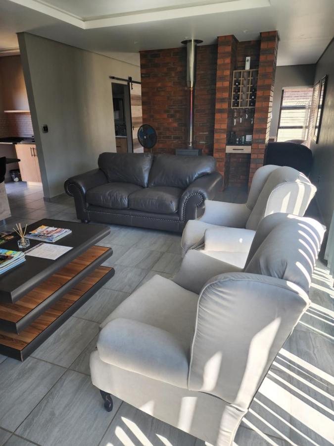 Lloyds - 3 Apartment Ermelo Exterior photo